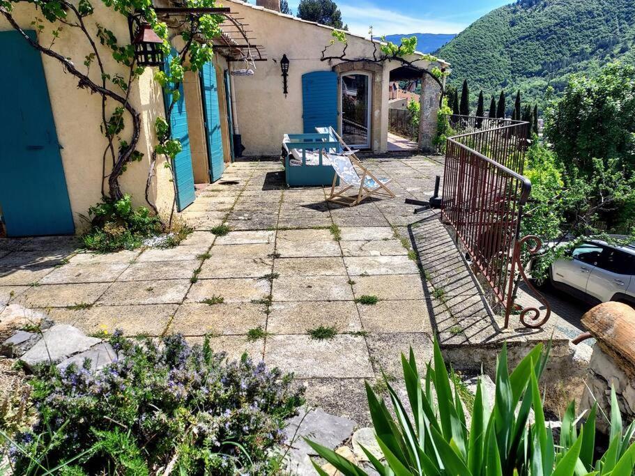 La Maison De Ninia Динь-ле-Бен Экстерьер фото